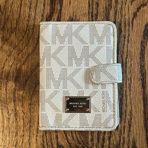 Michael Kors Beige Wallet